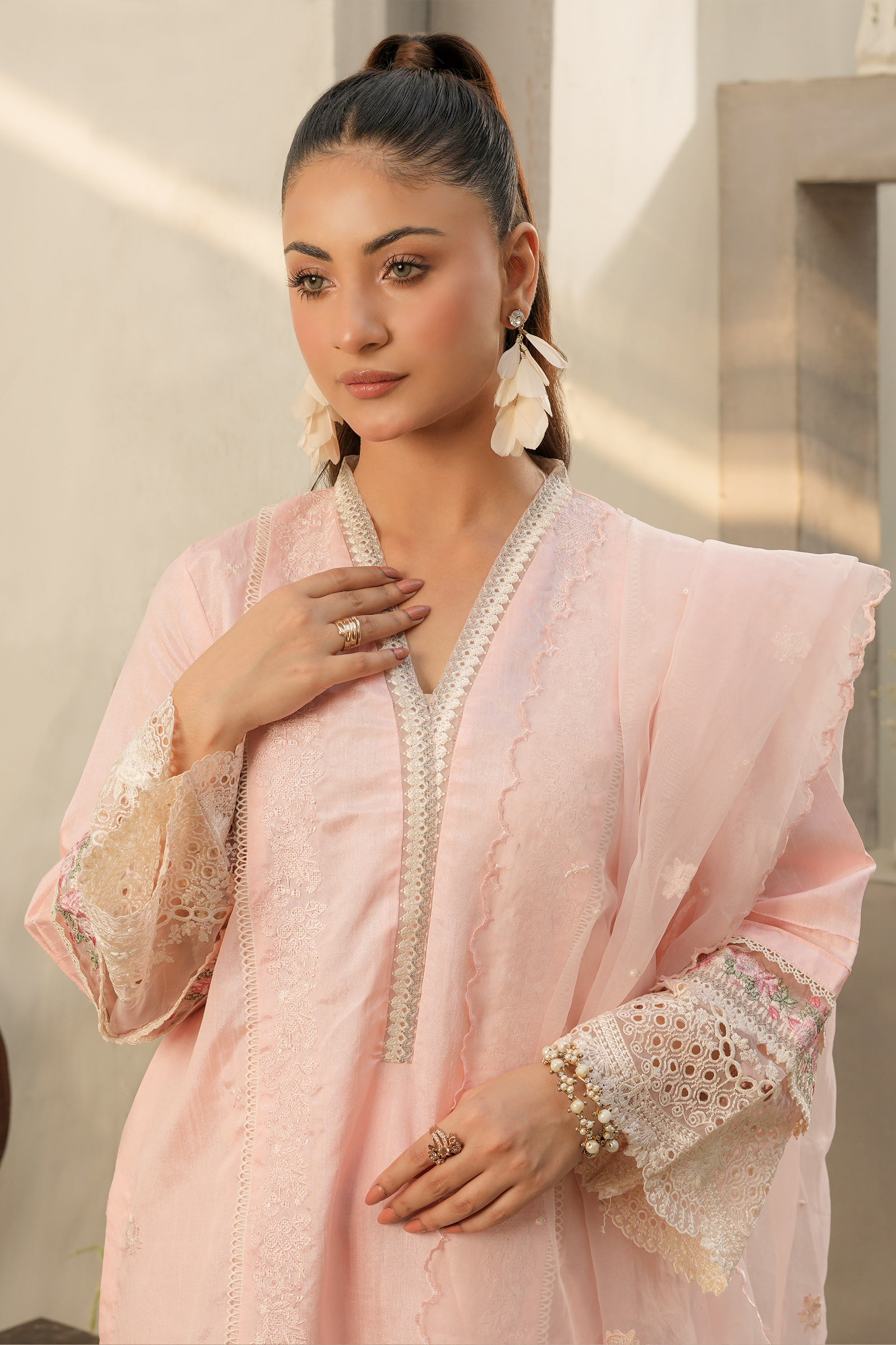 FESTIVE EDIT - LOTUS BLUSH